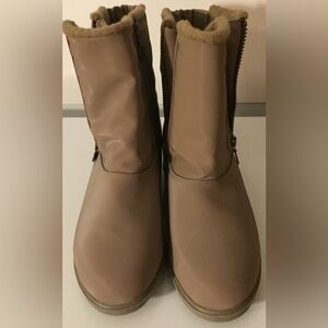 Women's Snow Birds Tan Boots